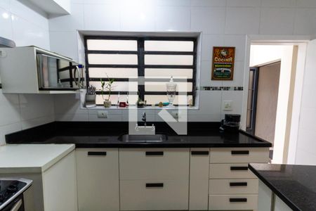 Casa à venda com 580m², 6 quartos e 4 vagasCozinha