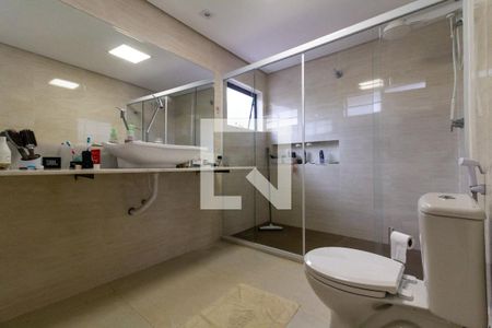 Casa à venda com 580m², 6 quartos e 4 vagasBanheiro da Suíte 3