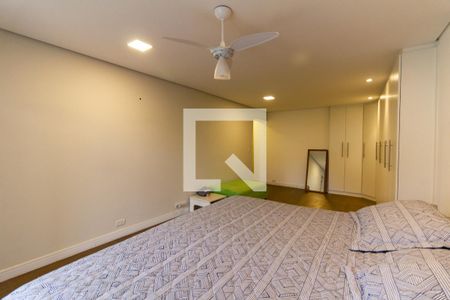 Casa à venda com 580m², 6 quartos e 4 vagasQuarto 3 Suíte 