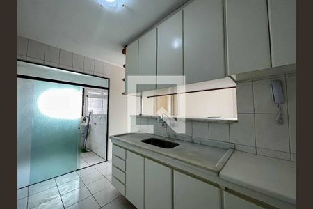Apartamento à venda com 54m², 2 quartos e 1 vagaCozinha