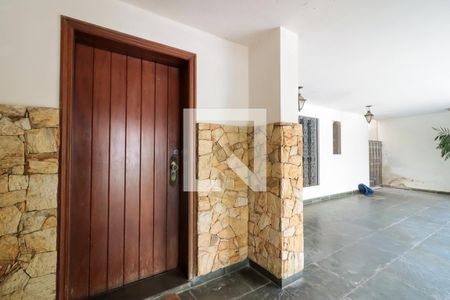 Casa à venda com 350m², 4 quartos e 1 vagaGaragem