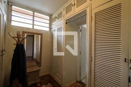 Casa à venda com 350m², 4 quartos e 1 vagaCloset da suíte