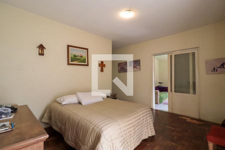 Casa à venda com 350m², 4 quartos e 1 vagaQuarto Suíte