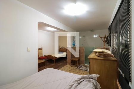 Casa à venda com 350m², 4 quartos e 1 vagaSuíte 1