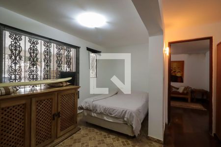 Casa à venda com 350m², 4 quartos e 1 vagaSuíte 1