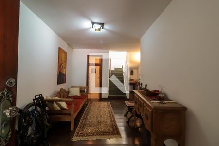 Hall de Entrada de casa à venda com 4 quartos, 350m² em Jardim Leonor, São Paulo