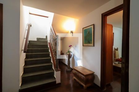 Escada de casa à venda com 4 quartos, 350m² em Jardim Leonor, São Paulo