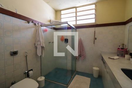 Casa à venda com 350m², 4 quartos e 1 vagaBanheiro