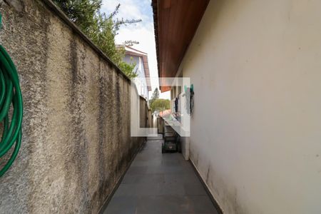 Casa à venda com 350m², 4 quartos e 1 vagaÁrea de Serviço