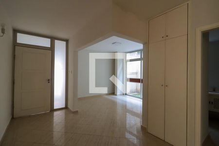 Hall de Entrada de casa à venda com 4 quartos, 318m² em Fazenda Morumbi, São Paulo