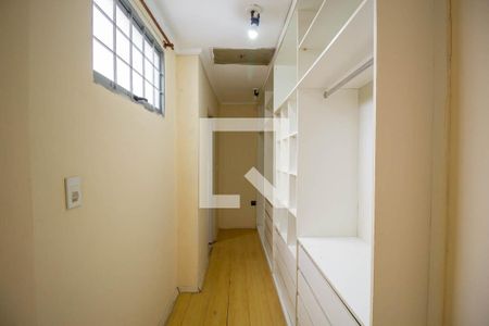 Closet Suíte  de casa de condomínio à venda com 2 quartos, 120m² em Ipiranga, São Paulo