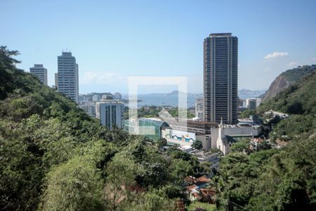 Apartamento para alugar com 94m², 3 quartos e 1 vaga Apartamento para alugar com 94m², 3 quartos e 1 vagaVista