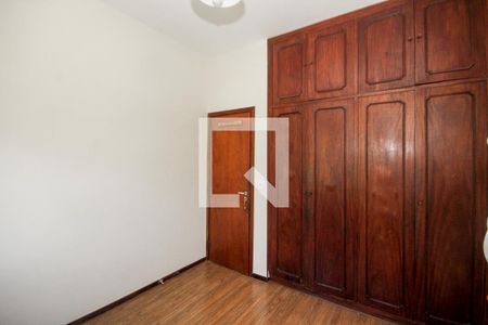 Apartamento para alugar com 94m², 3 quartos e 1 vaga Apartamento para alugar com 94m², 3 quartos e 1 vagaQuarto 2