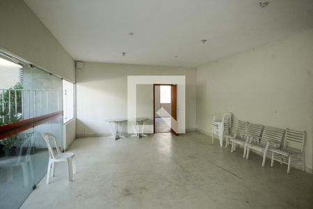 Apartamento para alugar com 94m², 3 quartos e 1 vaga Apartamento para alugar com 94m², 3 quartos e 1 vagaÁrea Comum - Salão de Festa
