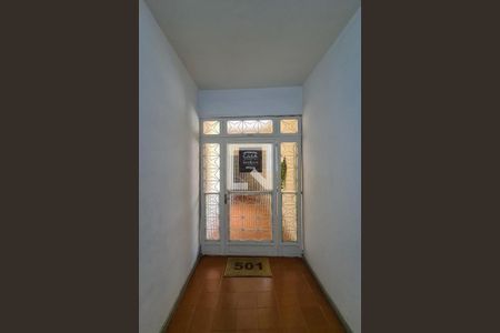 Apartamento à venda com 65m², 2 quartos e 1 vagaEntrada