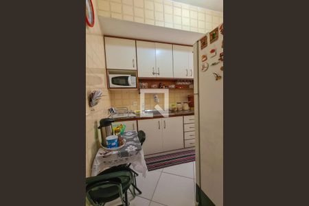 Apartamento à venda com 65m², 2 quartos e 1 vagaCozinha