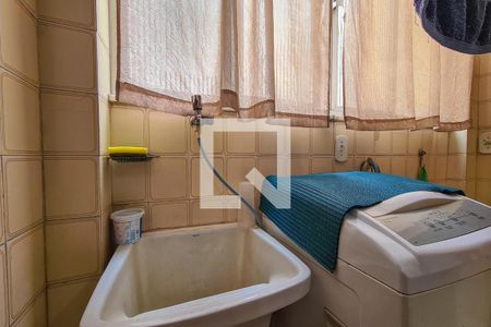 Apartamento à venda com 65m², 2 quartos e 1 vagaÁrea de Serviço