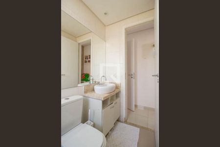 Apartamento à venda com 68m², 2 quartos e 2 vagasBanheiro da Suíte 