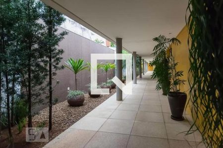 Apartamento à venda com 68m², 2 quartos e 2 vagasEntrada