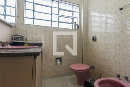 Banheiro de casa para alugar com 3 quartos, 219m² em Vila Carrão, São Paulo