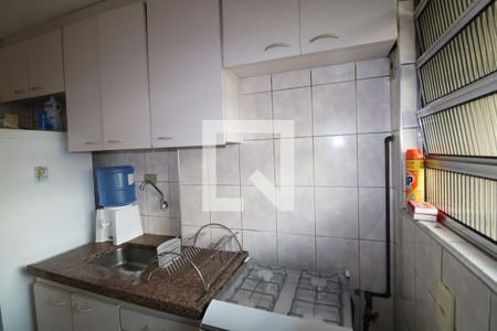 Apartamento à venda com 56m², 2 quartos e sem vagaCozinha