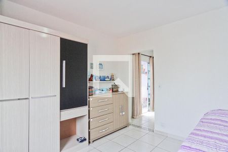 Casa à venda com 168m², 3 quartos e 2 vagas Casa à venda com 168m², 3 quartos e 2 vagasCasa 2 - quarto