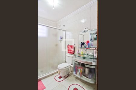 Casa à venda com 168m², 3 quartos e 2 vagas Casa à venda com 168m², 3 quartos e 2 vagasBanheiro