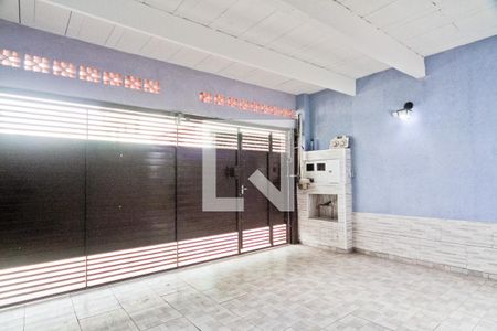 Casa à venda com 168m², 3 quartos e 2 vagas Casa à venda com 168m², 3 quartos e 2 vagasGaragem