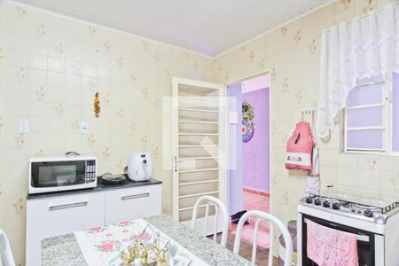 Casa à venda com 168m², 3 quartos e 2 vagas Casa à venda com 168m², 3 quartos e 2 vagasCozinha