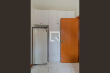 Casa à venda com 385m², 3 quartos e 4 vagas Casa à venda com 385m², 3 quartos e 4 vagasQuarto de Serviço