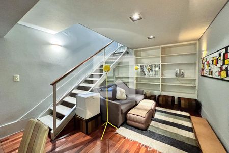 Sala de Estar de casa de condomínio para alugar com 3 quartos, 180m² em Jardim Paulistano, São Paulo