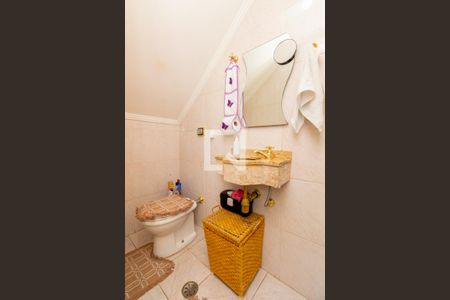 Casa à venda com 90m², 2 quartos e 2 vagasLavabo