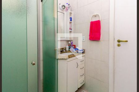 Casa à venda com 90m², 2 quartos e 2 vagasBanheiro da Suíte 2