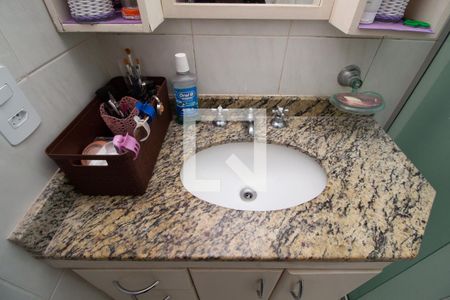 Casa à venda com 90m², 2 quartos e 2 vagasDetalhe do Banheiro da Suite