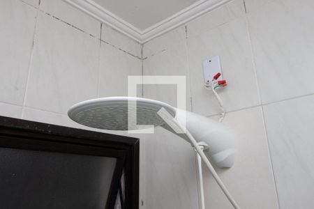 Casa à venda com 90m², 2 quartos e 2 vagasDetalhe do Banheiro da Suite