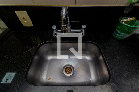 Casa à venda com 90m², 2 quartos e 2 vagasDetalhe Cozinha