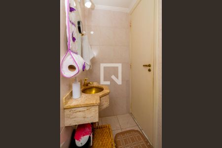 Casa à venda com 90m², 2 quartos e 2 vagasLavabo