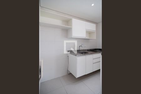 Cozinha de apartamento à venda com 1 quarto, 43m² em Jardim Aeroporto, São Paulo