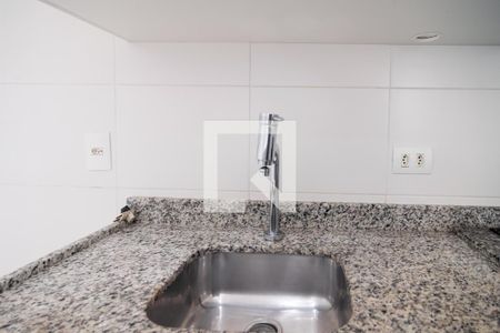 Cozinha de apartamento à venda com 1 quarto, 43m² em Jardim Aeroporto, São Paulo