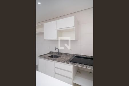 Cozinha de apartamento à venda com 1 quarto, 43m² em Jardim Aeroporto, São Paulo
