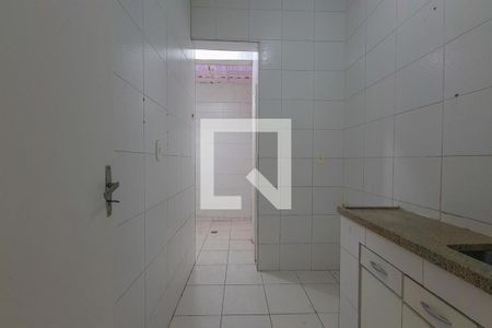 Apartamento à venda com 77m², 2 quartos e sem vagaCozinha