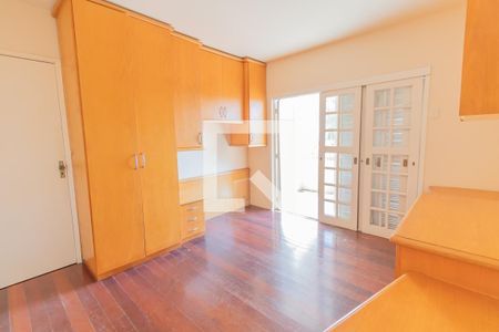 Casa à venda com 200m², 4 quartos e 2 vagas Casa à venda com 200m², 4 quartos e 2 vagasQuarto 3