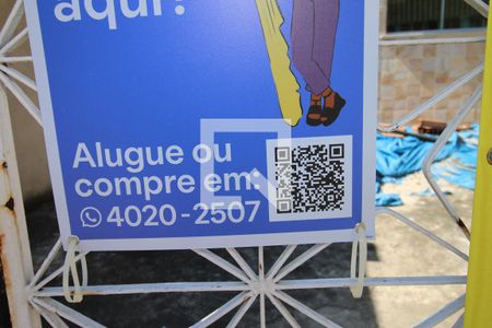 Casa à venda com 327m², 2 quartos e 2 vagasQR Code