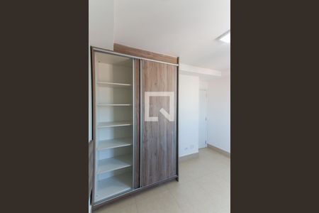 Suíte   de apartamento à venda com 2 quartos, 60m² em Parada Inglesa, São Paulo