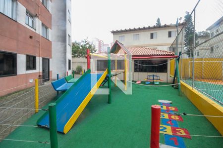 Apartamento para alugar com 50m², 2 quartos e 1 vaga Apartamento para alugar com 50m², 2 quartos e 1 vagaÁrea Comum - Playground
