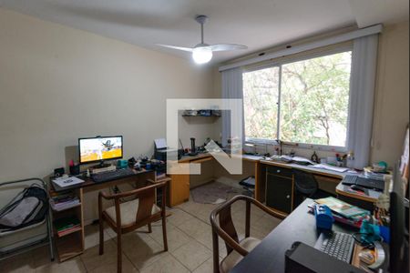 Casa à venda com 329m², 5 quartos e 4 vagasQuarto 5