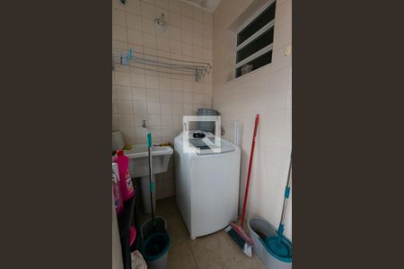 Casa à venda com 329m², 5 quartos e 4 vagasÁrea de Serviço