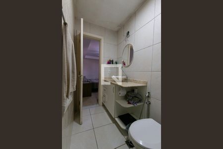 Casa à venda com 329m², 5 quartos e 4 vagasBanheiro da Suíte 2