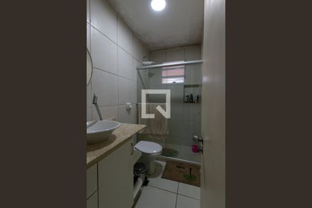 Casa à venda com 329m², 5 quartos e 4 vagasBanheiro da Suíte 2