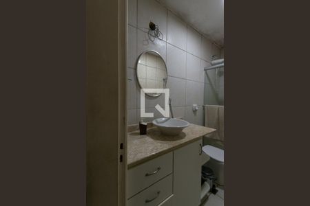 Casa à venda com 329m², 5 quartos e 4 vagasBanheiro da Suíte 2